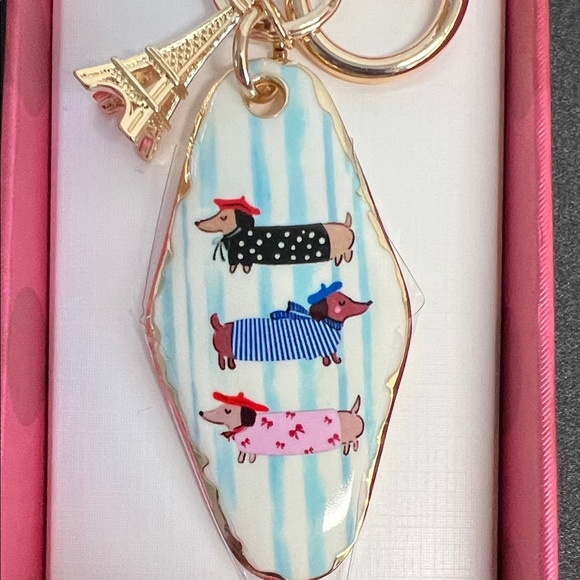 Piper K | Paris Motif Dachshunds 🩷 - Picture 4 of 8